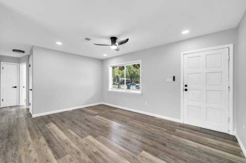 900 Bryn Mawr Boulevard, Mary Esther FL - photo 7 of 26