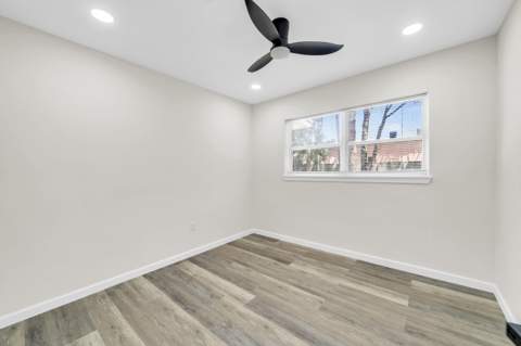 900 Bryn Mawr Boulevard, Mary Esther FL - photo 14 of 26