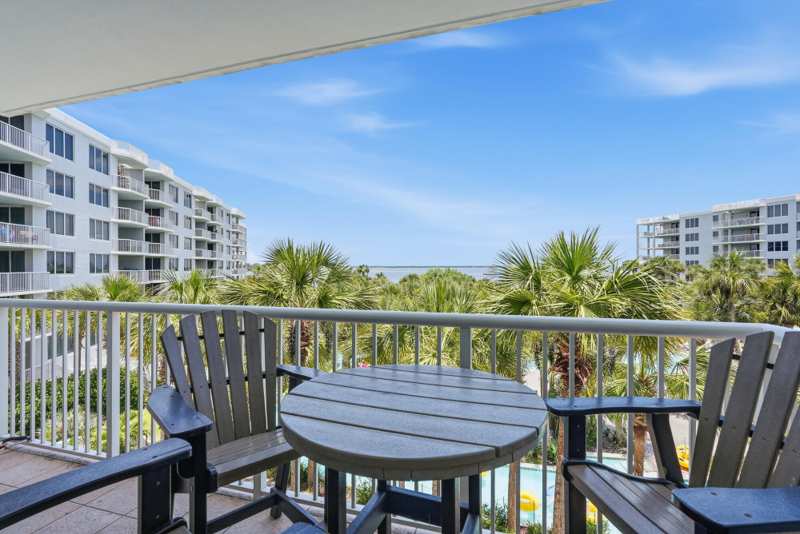 1 bedroom Condominium at 1322 SE Miracle Strip Parkway #Unit 404, Destin West Pelican, Fort Walton Beach — photo 1