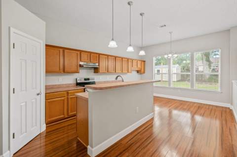 5621 N Brook Drive, Crestview FL - photo 11 of 30