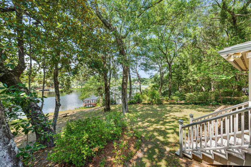 4 bedroom Detached Single Family at 31 E Kathy Lane, Lake Sharon Estates, Freeport — photo 2