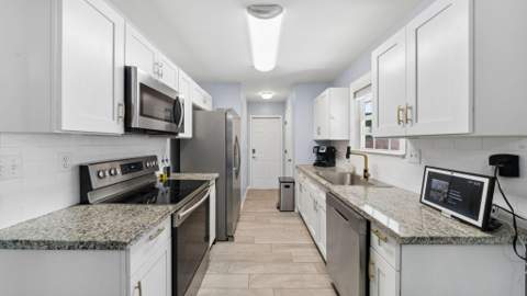 662 E Robinson Avenue, Crestview FL - photo 12 of 33