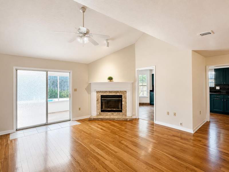 4 bedroom Detached Single Family at 408 Ridge Wood Circle, Ridge Wood Manor, Destin — photo 4