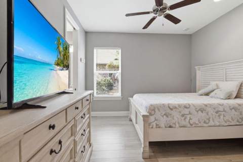 76 Oaktree Boulevard, Freeport FL - photo 20 of 30