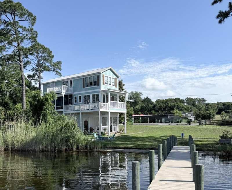 3 bedroom Detached Single Family at 197 Bayshore Drive, Niceville, Niceville — photo 1