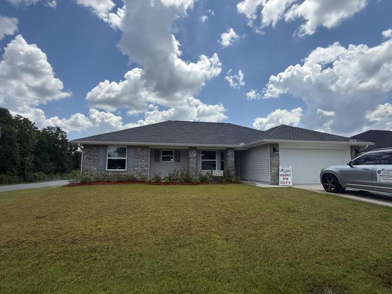 3 bedroom Detached Single Family at 6100 Buckshot Drive, Ashton View, Crestview — photo 1