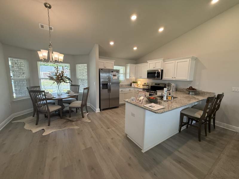 3 bedroom Detached Single Family at 6100 Buckshot Drive, Ashton View, Crestview — photo 3