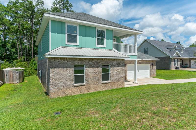 4 bedroom Detached Single Family at 4516 Hermosa Road, Duggan Pond, Crestview — photo 3