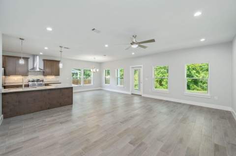 4516 Hermosa Road, Crestview FL - photo 9 of 53