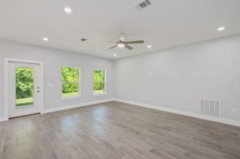 4516 Hermosa Road, Crestview FL - photo 10 of 53