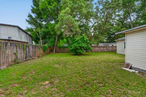 679 Anderson Drive, Fort Walton Beach FL - photo 8 of 40