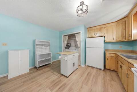 532 Springtime Avenue, Holt FL - photo 13 of 33