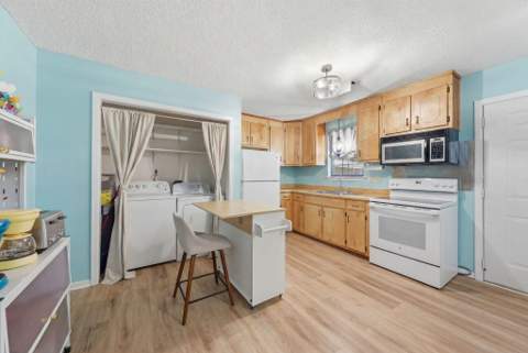 532 Springtime Avenue, Holt FL - photo 14 of 33