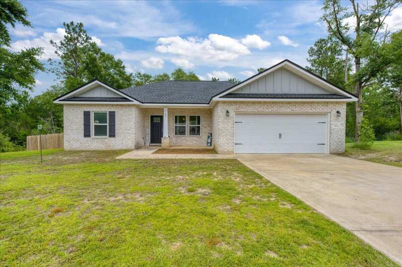 3 bedroom Detached Single Family at 3103 Pinot Way, Majestic Oaks Vineyard, Crestview — photo 1