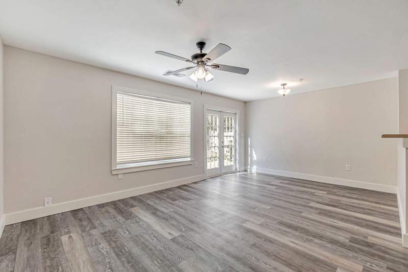 3 bedroom Townhouse at 105 Swaying Pine Court, Rolling Pines, Crestview — photo 3