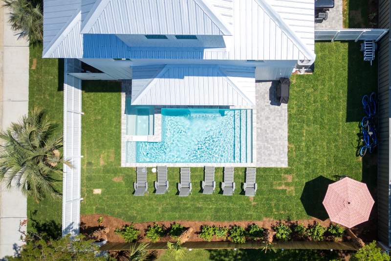 6 bedroom Detached Single Family at 39 Charlotte Avenue, Frangista Beach 2nd Addn, Miramar Beach — photo 2