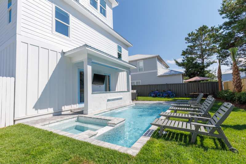 6 bedroom Detached Single Family at 39 Charlotte Avenue, Frangista Beach 2nd Addn, Miramar Beach — photo 1