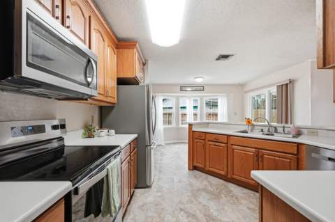 269 Echo Circle, Fort Walton Beach FL - photo 7 of 30