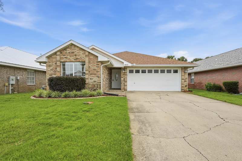 3 bedroom Detached Single Family at 4643 Sunsail Circle, Sunsail S/D, Destin — photo 1