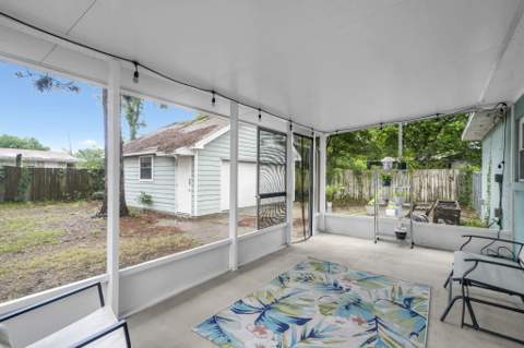 611 Ferretti Avenue, Fort Walton Beach FL - photo 8 of 30