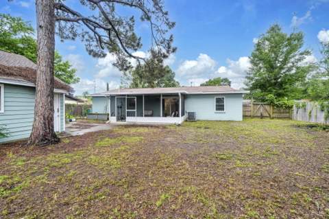 611 Ferretti Avenue, Fort Walton Beach FL - photo 11 of 30