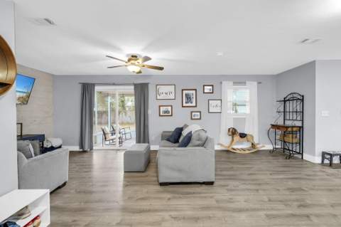 611 Ferretti Avenue, Fort Walton Beach FL - photo 15 of 30