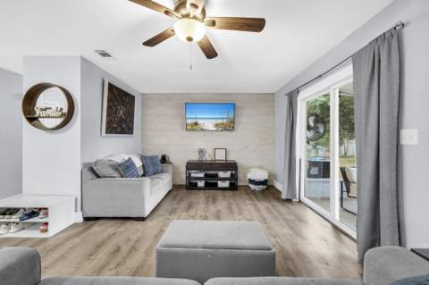 611 Ferretti Avenue, Fort Walton Beach FL - photo 17 of 30