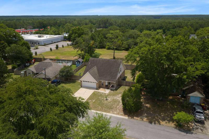 4 bedroom Detached Single Family at 311 Ray Avenue, Southview Estates, Crestview — photo 5