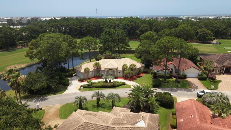 3 bedroom Detached Single Family at 358 Indigo Loop, Emerald Bay Ph 1A, Miramar Beach — photo 3
