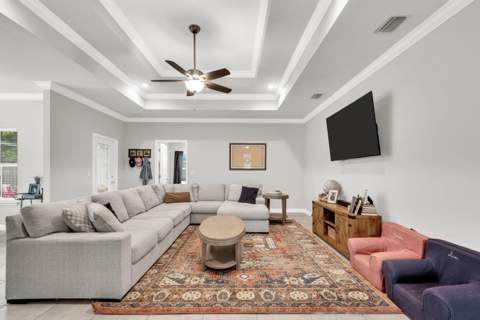 467 Sara Avenue, Mary Esther FL - photo 8 of 39