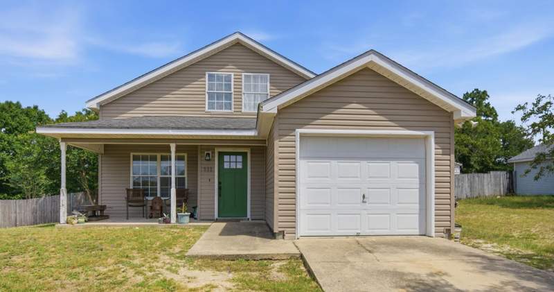 4 bedroom Detached Single Family at 111 Timber Wind Drive, Timber Wind Estates, DeFuniak Springs — photo 2