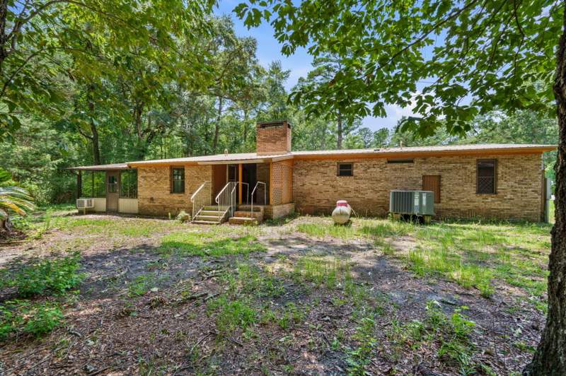 3 bedroom Detached Single Family at 92 Howell Bluff Road, Howell Bluff, Ponce De Leon — photo 2