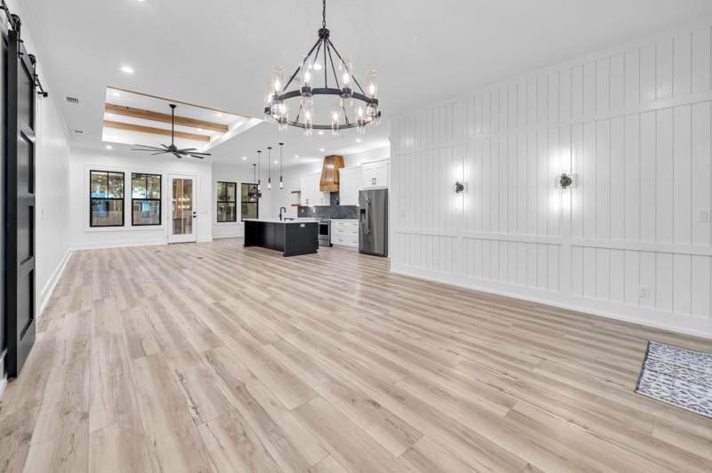 4 bedroom Detached Single Family at 97 Muzzle Street, Bear Creek Ph I, Freeport — photo 5