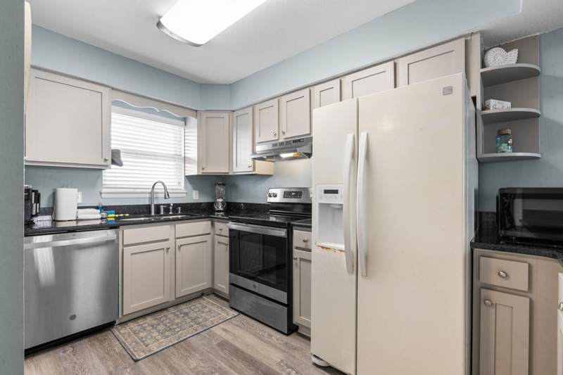 2 bedroom Townhouse at 330 Bluefish Drive #204, Commodores Landing, Fort Walton Beach — photo 5