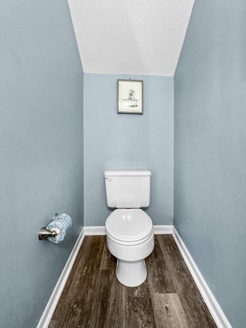 330 Bluefish Drive #204, Fort Walton Beach FL - photo 9 of 34