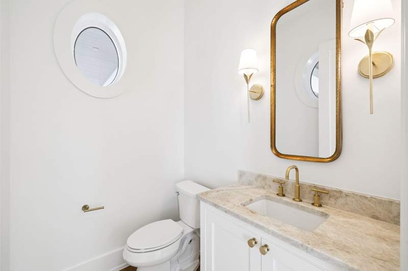 4 bedroom Detached Single Family at 32 Driscoll Drive, Mikerri Acres Unrec, Santa Rosa Beach — photo 5