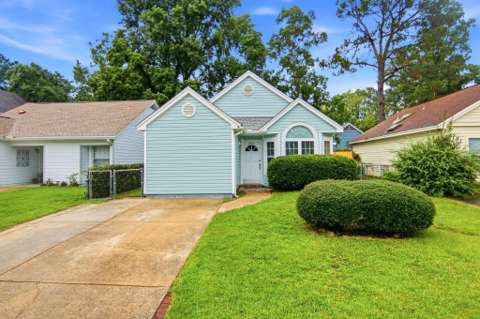 2525 Georgetown Lane, home for sale in Fort Walton Beach 32547