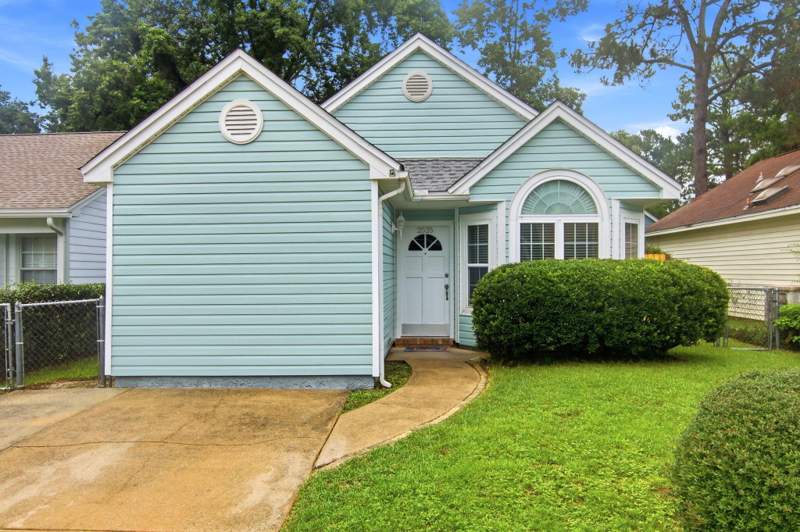 2 bedroom Detached Single Family at 2525 Georgetown Lane, Willow Bend Ph 1, Fort Walton Beach — photo 2