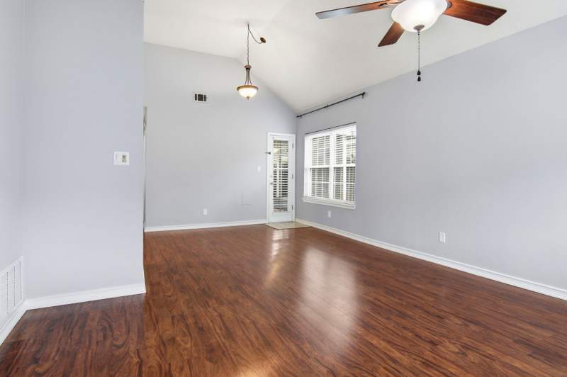 2 bedroom Detached Single Family at 2525 Georgetown Lane, Willow Bend Ph 1, Fort Walton Beach — photo 4