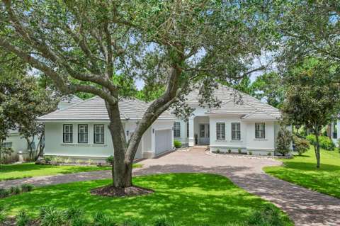 440 Regatta Bay Boulevard, golf community for sale in Destin