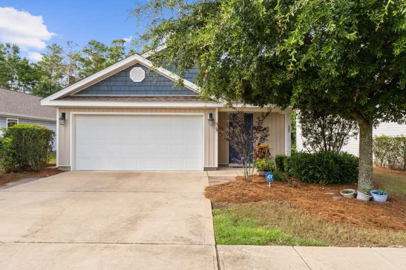 3 bedroom Detached Single Family at 629 Earl Godwin Road, Hammock Bay, Freeport — photo 1