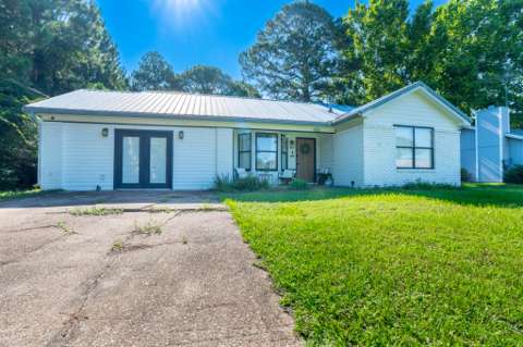 406 Rosewood Avenue, home for sale in Mary Esther 32569