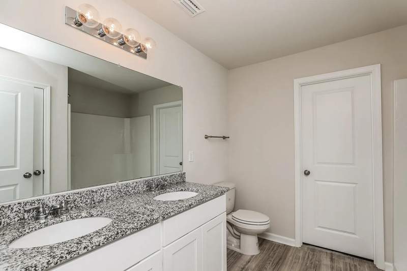 4 bedroom Detached Single Family at 6222 Travelers Rest Court, Lake Ridge, Crestview — photo 5