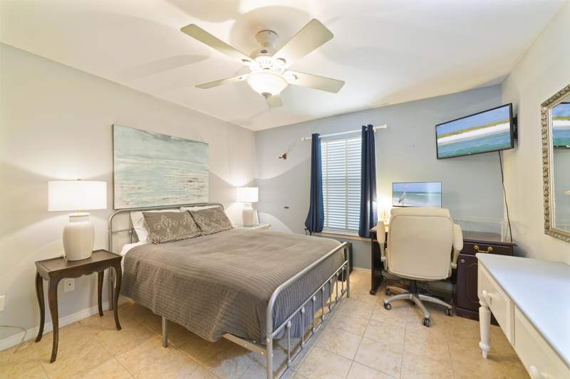 3 bedroom Detached Single Family at 117 Will Street, Freeport, Freeport — photo 5