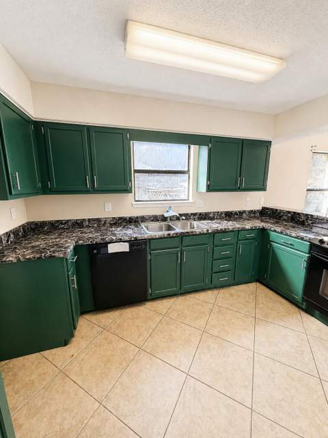 1512 W Mariah Way, Fort Walton Beach FL - photo 9 of 17