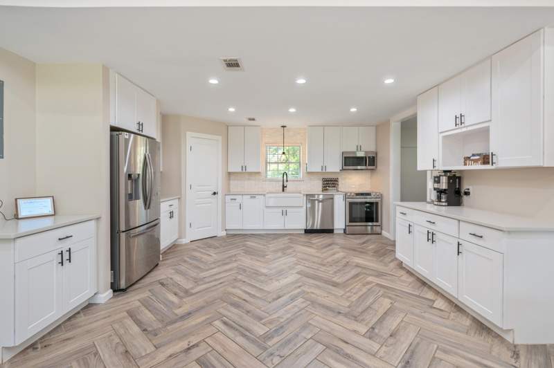 3 bedroom Detached Single Family at 1625 Caswell Road, Autumn Woods, DeFuniak Springs — photo 3