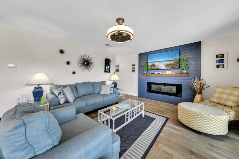 2 bedroom Condominium at 1030 E Hwy 98 #203D, Silver Dunes Condo, Destin — photo 2