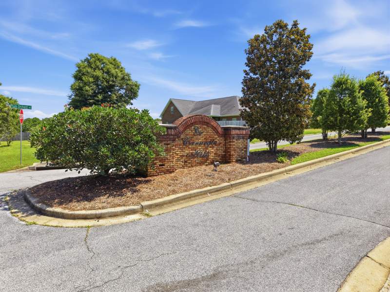 4 bedroom Detached Single Family at 6202 Plum Orchard Way, Carnegie Hills Ph II, Crestview — photo 3