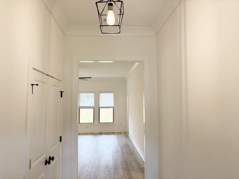 4 bedroom Detached Single Family at 2701 Louis Circle, Young Oaks, Crestview — photo 2