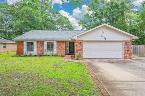 1732 Bayshore Drive, home for sale in Niceville 32578